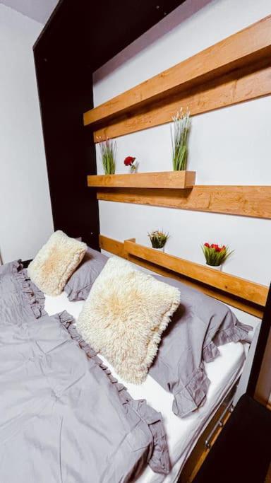 Moderny Apartman S Parkovanim Bratislava Esterno foto