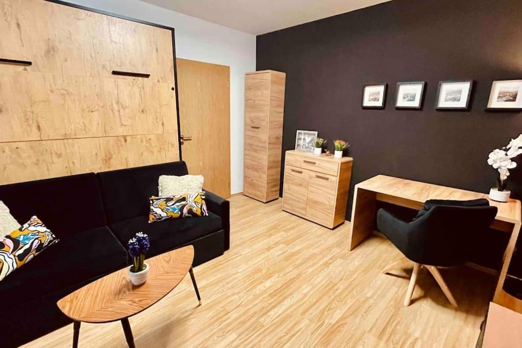 Moderny Apartman S Parkovanim Bratislava Esterno foto