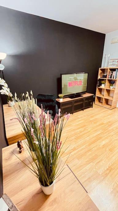 Moderny Apartman S Parkovanim Bratislava Esterno foto
